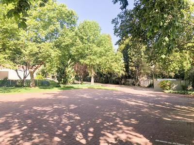Apartment / Flat For Rent in Benmore, Sandton