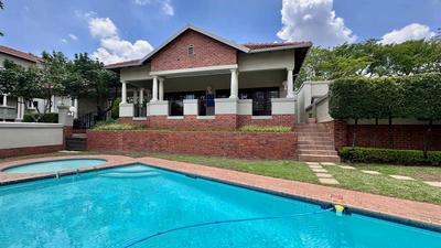 Apartment / Flat For Rent in Paulshof, Sandton